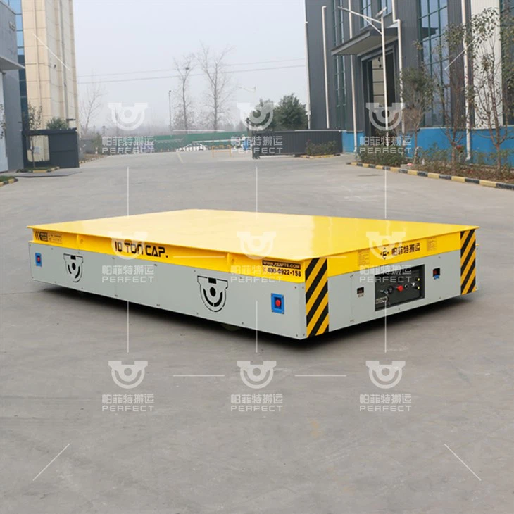 Motorizuotas vežimėlis, skirtas sunkioms medžiagoms krauti